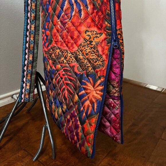 NWOT Farm Rio Puffer Jacket Mixed Patchwork / Parrots Reversible - Picture 5 of 5